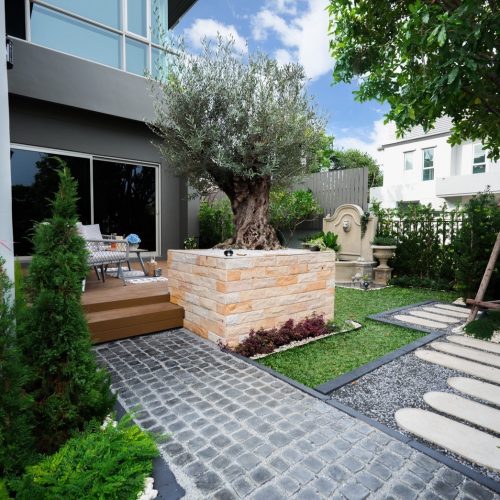 LINE ALBUM TheGardenTree 250708 35